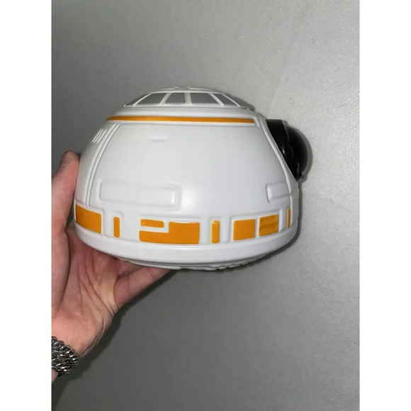Star Wars BB 8 The Last Jedi Collectible Popcorn Bucket Golden Link 85 oz RARE - Picture 5 of 8
